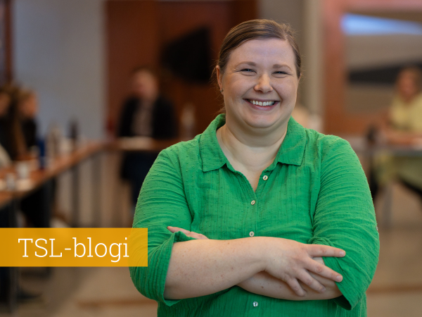 Tiina Vesa ja teksti TSL-blogi.